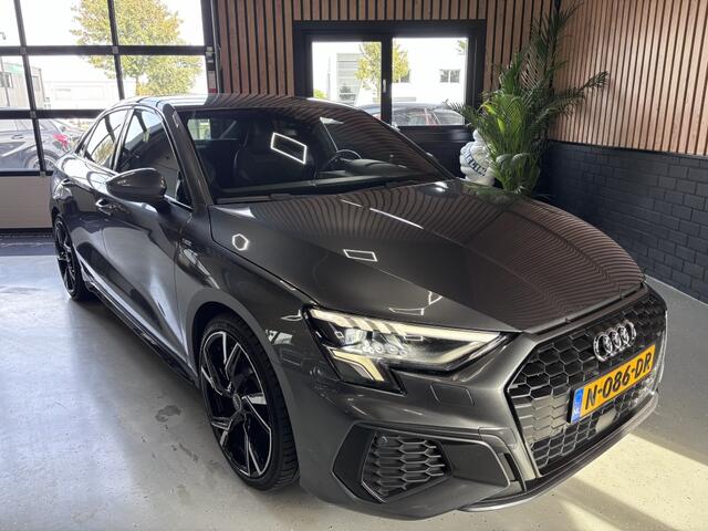 Audi A3 Limousine 30 TFSI S edition – foto 3