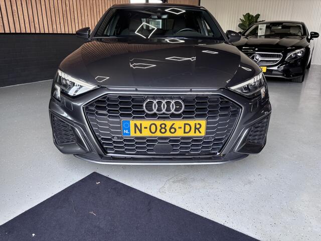 Audi A3 Limousine 30 TFSI S edition – foto 5