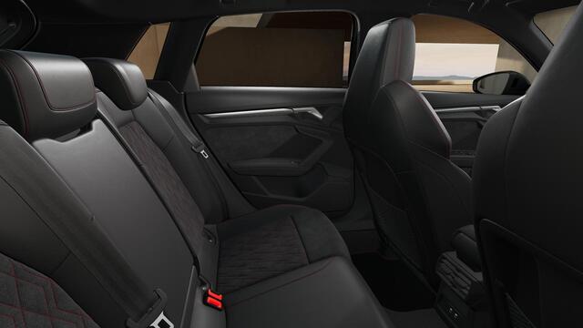 Audi A3 SPORTBACK 45 TFSI e 245PK S edition Competition | Panoramadak | Stoelverwarming | Elekt.bestuur.stoel | Zwart-Optiek | 18-Inch | Adaptive-Cruise | Ambient-Lightning | Rood-Stiksel |