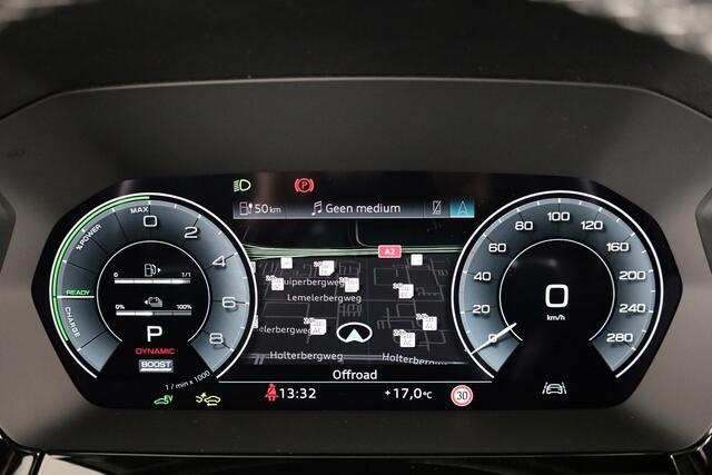 Audi A3 SPORTBACK 45 TFSI e S edition Competition 272pk | Panoramadak | 19 inch lichtmetalen velgen | Sonos Premium Audio | Navigatie