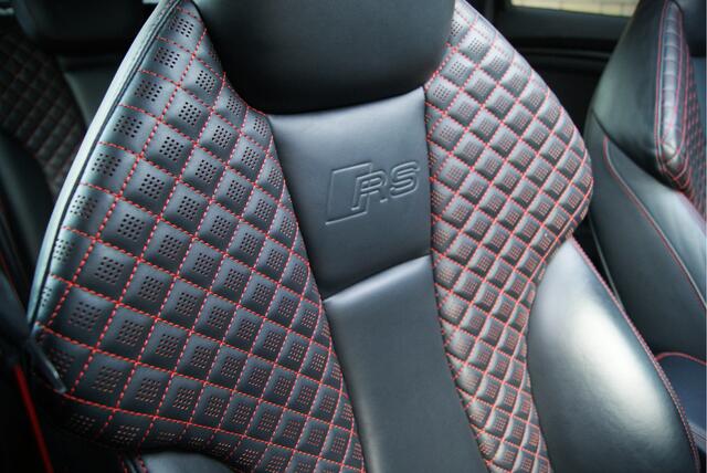 Audi A3 SPORTBACK 2.5 TFSI RS 3 quattro Ceramisch/Pano/RS-Stoel/B&O/Alcantara