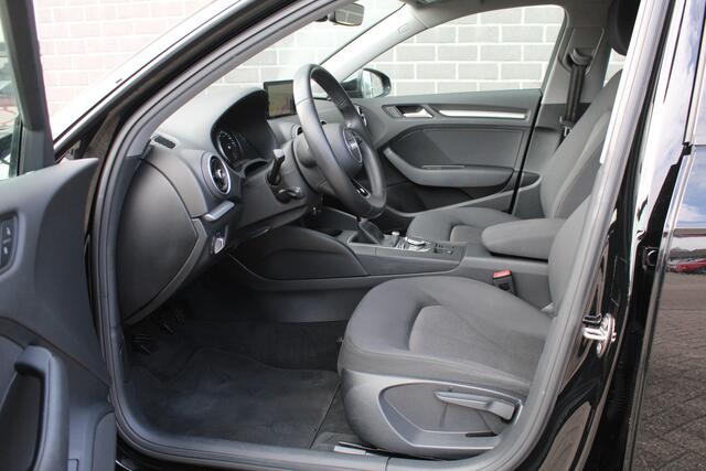 Audi A3 SPORTBACK 1.0 TFSI Pro Line / Xenon / Navigatie / N.A.P.