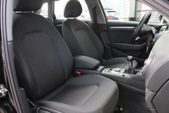 Audi A3 SPORTBACK 1.0 TFSI Pro Line / Xenon / Navigatie / N.A.P.
