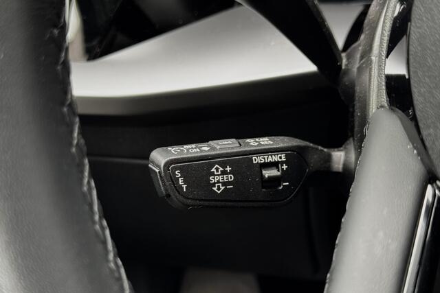 Audi A3 SPORTBACK 30 TFSI S Edition - Virtual Cockpit - Navi - Stoelverwarming - Draadloos Laden - LED - Business-pakket - Rijklaar