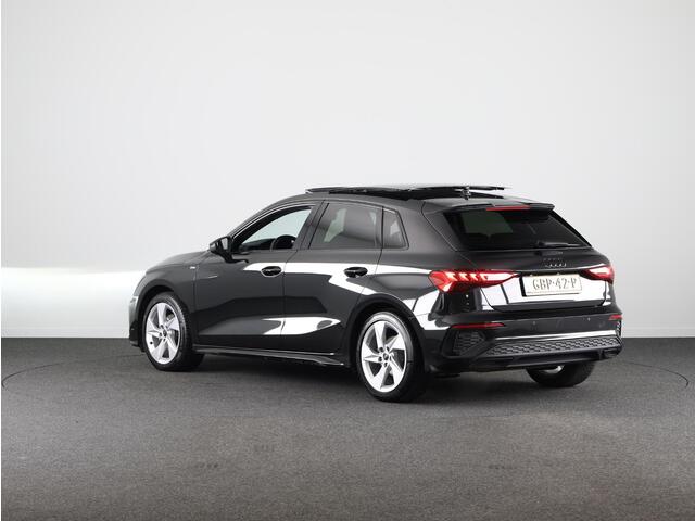 Audi A3 SPORTBACK 35 TFSI S edition 150 pk S-tronic | Verlengde garantie | Navigatie | Panoramadak | Parkeersensoren achter | Adaptieve cruise control |