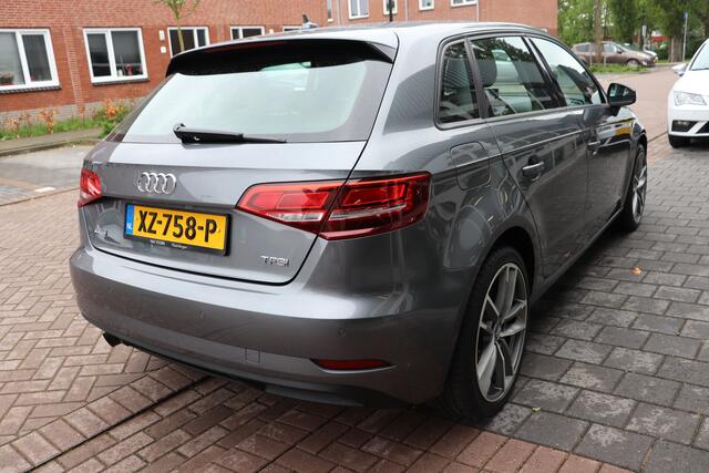 Audi A3 SPORTBACK 1.0 TFSI Pro Line Automaat. getuned, Wegklapbare trekhaak, goed onderhouden.