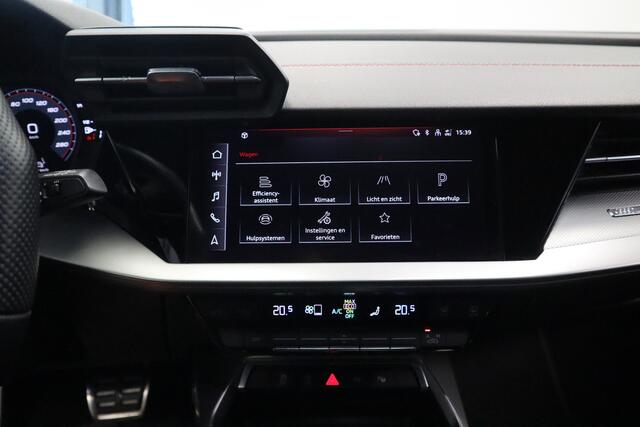 Audi A3 SPORTBACK 35 TFSI S edition 150PK Navigatie 17LMV volleder interieur Cruise Control parking ass.