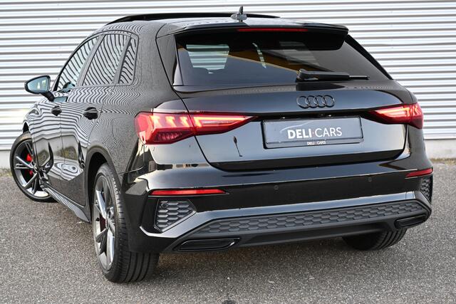 Audi A3 SPORTBACK 35 TFSI S-Line Black edition 150 pk Pano | Apple-Carplay | ACC | Virtual