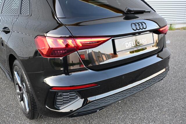 Audi A3 SPORTBACK 35 TFSI S-Line Black edition 150 pk Pano | Apple-Carplay | ACC | Virtual