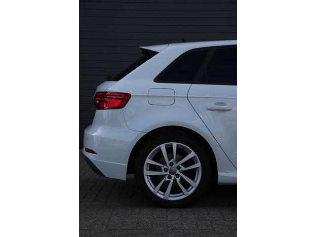 Audi A3 SPORTBACK 35 TFSI CoD Advance Sport | CC | leer | LED |