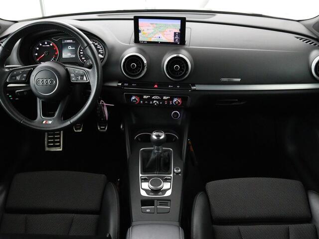 Audi A3 SPORTBACK 1.0 TFSI Sport S Line Edition | Trekhaak | Half leder | Sportstoelen | Full LED | Navigatie | Climate control | Cruise control
