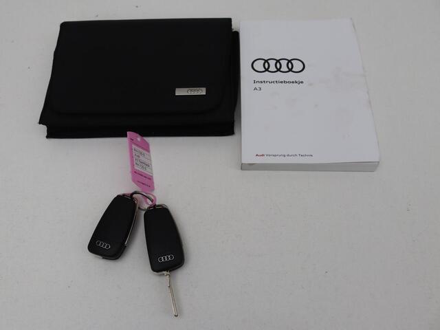 Audi A3 SPORTBACK 1.0 TFSI Sport S Line Edition | Trekhaak | Half leder | Sportstoelen | Full LED | Navigatie | Climate control | Cruise control