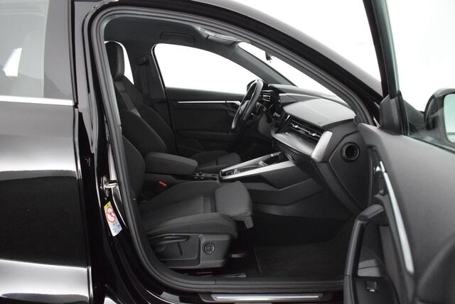 Audi A3 SPORTBACK 35 TDI 150pk S-Tronic Business edition Stoelverwarming Virtual Cockpit Navigatie