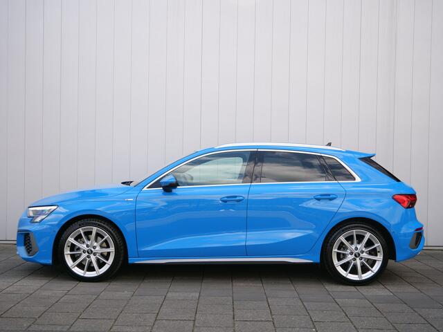 Audi A3 SPORTBACK 35 TFSI 150pk Edition One AUTOMAAT S-Line / Trekhaak / Keyless / Camera / Bang-Olufsen Sound