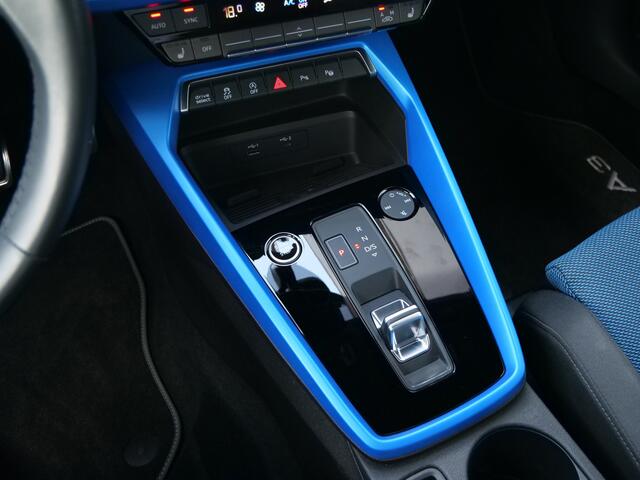 Audi A3 SPORTBACK 35 TFSI 150pk Edition One AUTOMAAT S-Line / Trekhaak / Keyless / Camera / Bang-Olufsen Sound