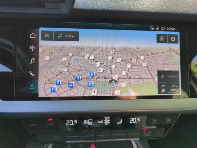 Audi A3 SPORTBACK 30 TFSI Advanced edition / Navigatie / Digitaal dashboard / LED / Climate controle / Parkeersensoren V+A /