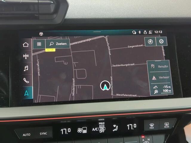 Audi A3 SPORTBACK 30 TFSI S edition / Digitaal dashboard / LED / Navigatie / LED / Parkeersensoren V+A /