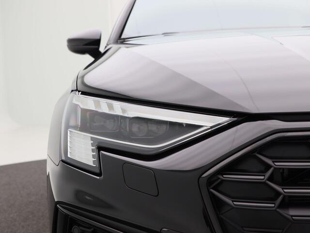Audi A3 SPORTBACK 45 TFSi e 245 Pk Automaat S-Line Competition | Panoramadak | B&O Audio | Camera | 18 Inch | Adaptive Cruise | Zwart Optiek | Privacy Glass | 13.900 Km!!