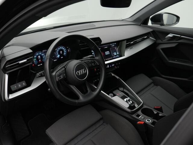 Audi A3 SPORTBACK Advanced edition 40 TFSI e 204 pk S-tronic | Navigatie | Stoelverwarming | Keyless Entry | Parkeersensoren achter