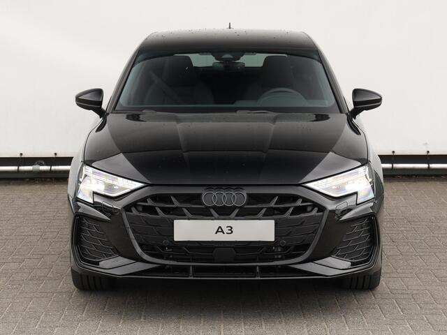 Audi A3 SPORTBACK S edition Competition 45 TFSI e 180 kW / 245 PK Sp | Camera | Assistentiepakket driving | SONOS |