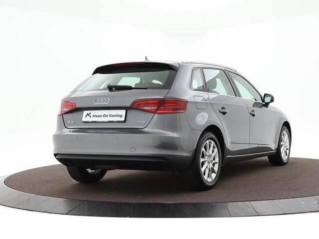 Audi A3 SPORTBACK 1.2 Tfsi 110pk Attraction Pro Line · Airco · Cruise Control · Navigatie · P-Sensoren · 16'' Inch ·