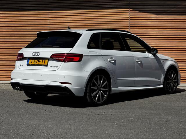 Audi A3 SPORTBACK 35 TFSI CoD Sport S Line Edition S-Line / Navigatie / Parkeerhulp v+a