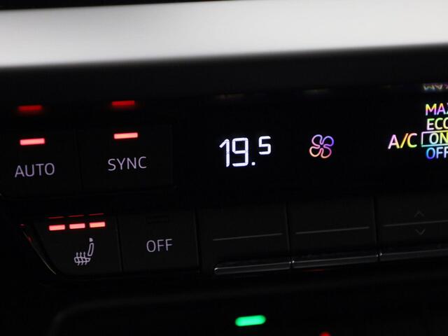 Audi A3 SPORTBACK 40 TFSIe 150kW/204PK S Line · Panoramadak · Leder/stof · Drive select
