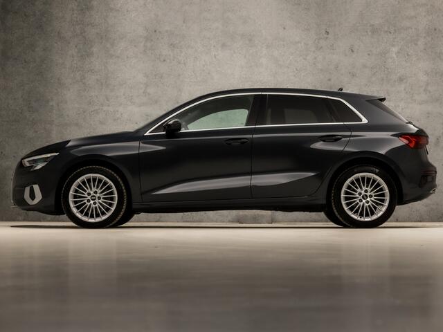 Audi A3 SPORTBACK 30 TFSI Business Sportline Automaat (APPLE CARPLAY, GROOT NAVI, CAMERA, ADAPTIVE CRUISE, SPORTSTOELEN, GETINT GLAS, MATRIX LED, NIEUWE APK, NIEUWSTAAT)