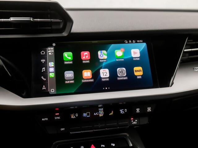 Audi A3 SPORTBACK 30 TFSI Business Sportline Automaat (APPLE CARPLAY, GROOT NAVI, CAMERA, ADAPTIVE CRUISE, SPORTSTOELEN, GETINT GLAS, MATRIX LED, NIEUWE APK, NIEUWSTAAT)