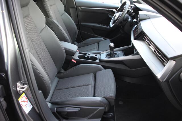 Audi A3 SPORTBACK 30 TFSI S edition | 26DKM