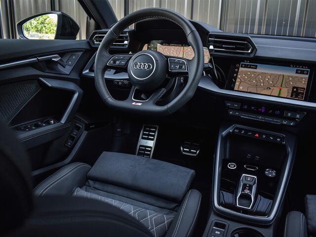 Audi A3 SPORTBACK 45 TFSI e S EDITION COMPETITION | PANORAMADAK | S-SEATS | ADAPTIVE CRUISE | SONOS SOUND | CAMERA | BLACK-OPTIC | AMBIANCE INTERIEUR