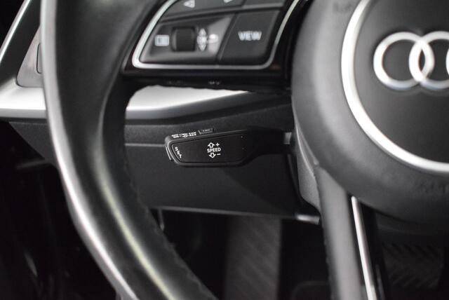 Audi A3 SPORTBACK 35 TFSI 150pk S-Tronic Business edition Trekhaak Panoramadak Virtual Cockpit Sportstoelen Navigatie
