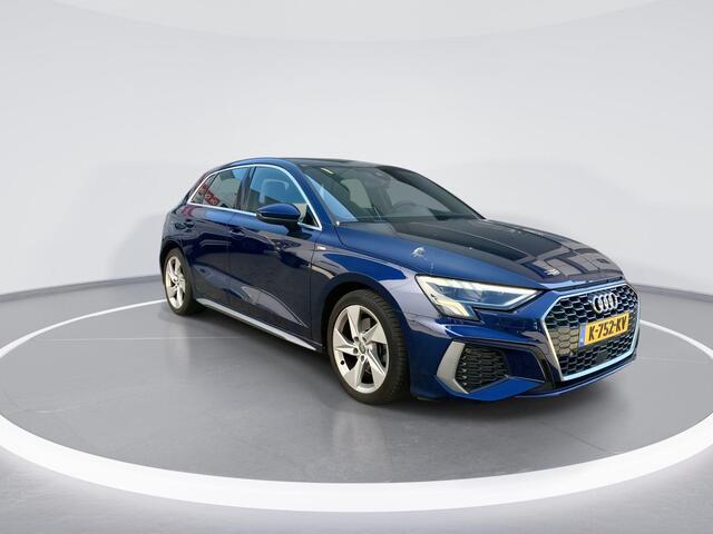 Audi A3 SPORTBACK 35 Tfsi 150pk S-tronic S edition · Apple/Android Car Play · Navigatie · P-Sensoren · Cruise Control · Sportstuur · 17'' Inch ·