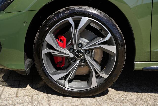 Audi A3 SPORTBACK 45 TFSI e S edition Competition 245pk Panoramadak/Stoelverwarming/Camera