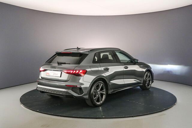 Audi A3 SPORTBACK 30 TFSI S edition | Trekhaak | Adapt. Cruise | 18 inch | Optiek Zwart | Stoelverw. | Virtual cockpit | S Line
