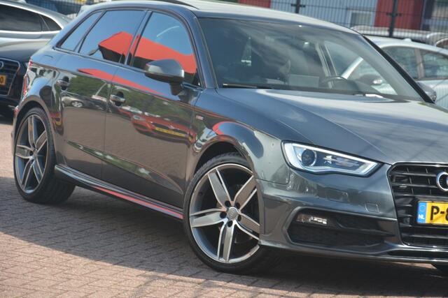 Audi A3 SPORTBACK 1.8 TFSI S-Line | Panoramadak | Keyless | Xenon | Sportstoelen | Stoelverwarming | Navigatie!! | Super uitgevoerde Audi A3 en keurig onderhouden!!