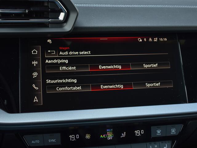 Audi A3 SPORTBACK 45 TFSI e S EDITION COMPETITION | PANORAMADAK | S-SEATS | ADAPTIVE CRUISE | SONOS SOUND | CAMERA | BLACK-OPTIC | AMBIANCE INTERIEUR