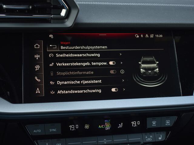 Audi A3 SPORTBACK 45 TFSI e S EDITION COMPETITION | PANORAMADAK | S-SEATS | ADAPTIVE CRUISE | SONOS SOUND | CAMERA | BLACK-OPTIC | AMBIANCE INTERIEUR