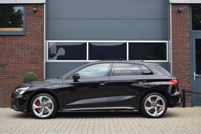 Audi A3 SPORTBACK 45 TFSI e S-line Competition | Pano | Massage | Sfeer | Camera