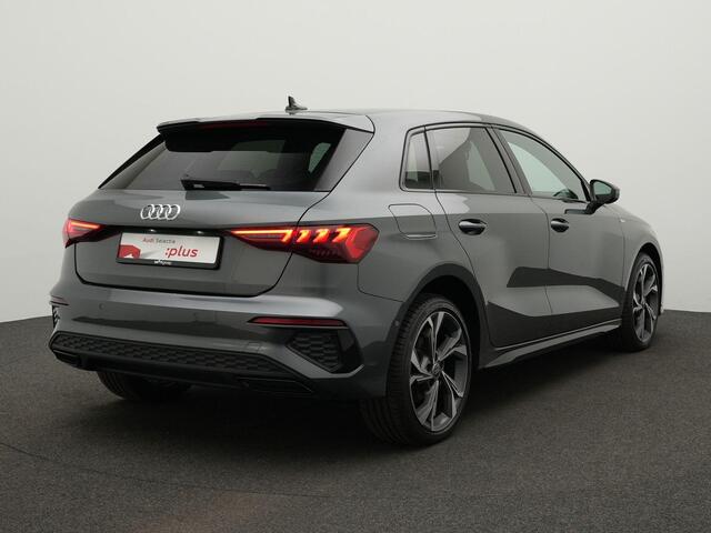 Audi A3 SPORTBACK 40 TFSI e 204 pk S-tronic S-Line | Panoramadak | Navigatie | Stoelverwarming | Parkeersensoren voor/achter