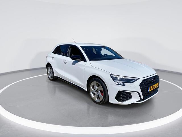 Audi A3 SPORTBACK 45 TFSI PHEV 245PK Business edition | S-line Exterieur | Digitaal Display | Stoelverwarming |
