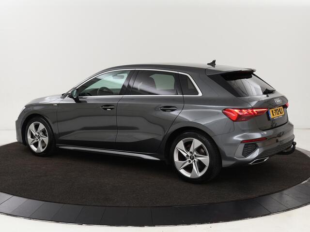 Audi A3 SPORTBACK 30 TFSI S edition | Carplay | Trekhaak | Sportstoelen | Navigatie | Virtual Cockpit | Half leder | Full LED | Climate control | Cruise control | Getint glas