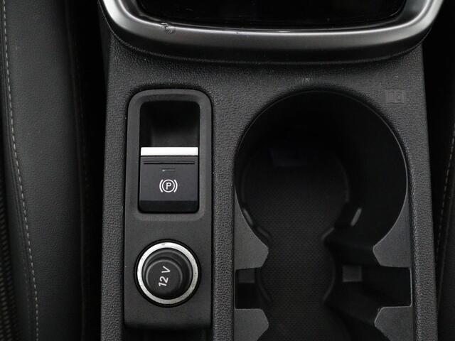 Audi A3 SPORTBACK 30 TFSI S edition | Carplay | Trekhaak | Sportstoelen | Navigatie | Virtual Cockpit | Half leder | Full LED | Climate control | Cruise control | Getint glas