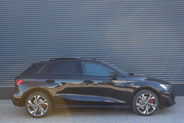Audi A3 SPORTBACK 45 TFSI e 272pk S edition Competition Pano/Matrix LED/Navi+/Keyless/Camera/ACC/Dodehoek