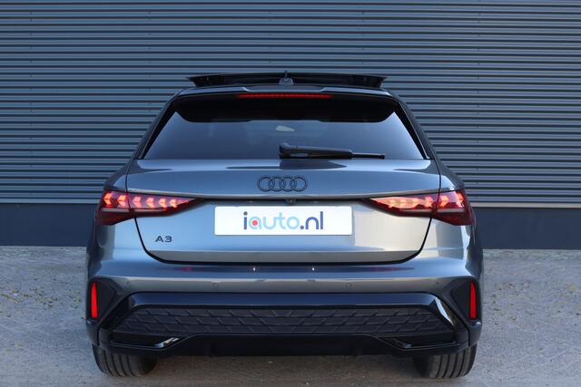 Audi A3 SPORTBACK 45 TFSI e 272pk S edition Competition Pano/Matrix LED/Navi+/Keyless/Camera/ACC/Dodehoek