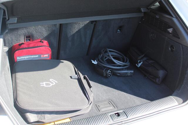 Audi A3 SPORTBACK 40 e-tron Advance Sport | Matrix | Camera | S-line