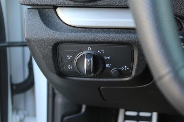 Audi A3 SPORTBACK 40 e-tron Advance Sport | Matrix | Camera | S-line