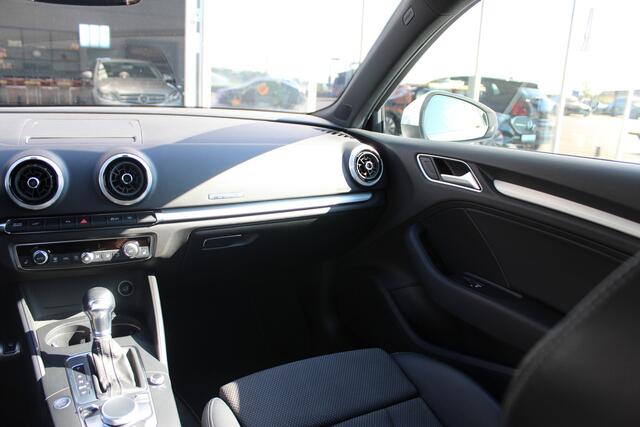 Audi A3 SPORTBACK 40 e-tron Advance Sport | Matrix | Camera | S-line