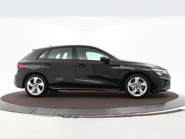 Audi A3 SPORTBACK 30 Tfsi 110pk S-tronic S edition · ACC · Camera · P-Sensoren · Park Assist · Smartphone Interface · Navi · Zwart Optiek · 17'' Inch · Garantie t/m 14-05-2028 of 100.000km