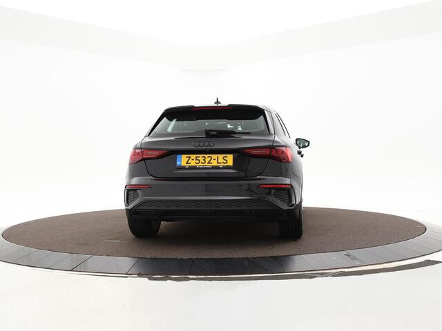 Audi A3 SPORTBACK 30 Tfsi 110pk S-tronic S edition · ACC · Camera · P-Sensoren · Park Assist · Smartphone Interface · Navi · Zwart Optiek · 17'' Inch · Garantie t/m 14-05-2028 of 100.000km